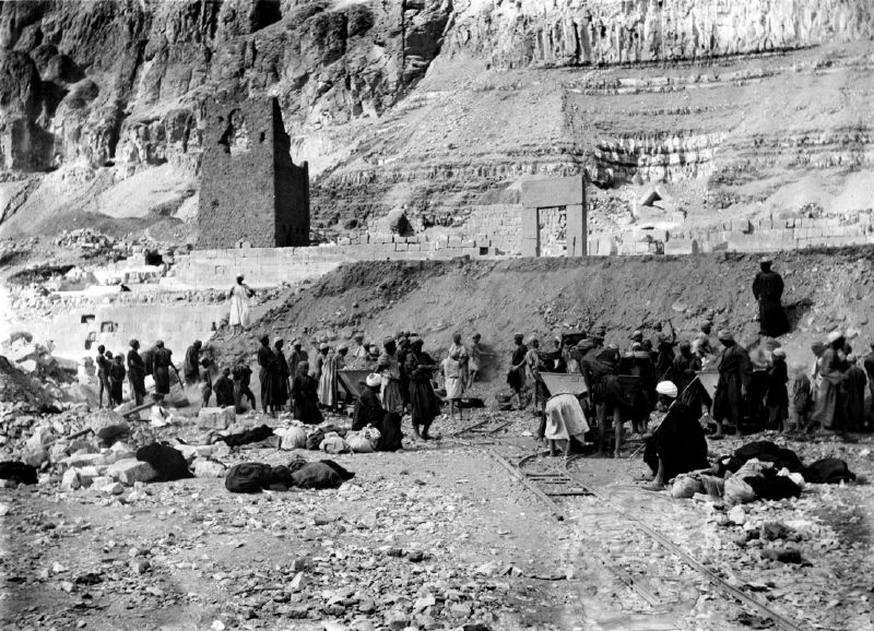 Świątynia grobowa Hatszepsut 1893-1898