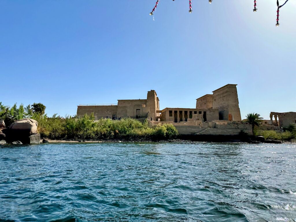 Świątynia Izydy na Philae a właściwie na wyspie Agilkia